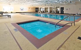 Days Inn By Wyndham Plattsburgh