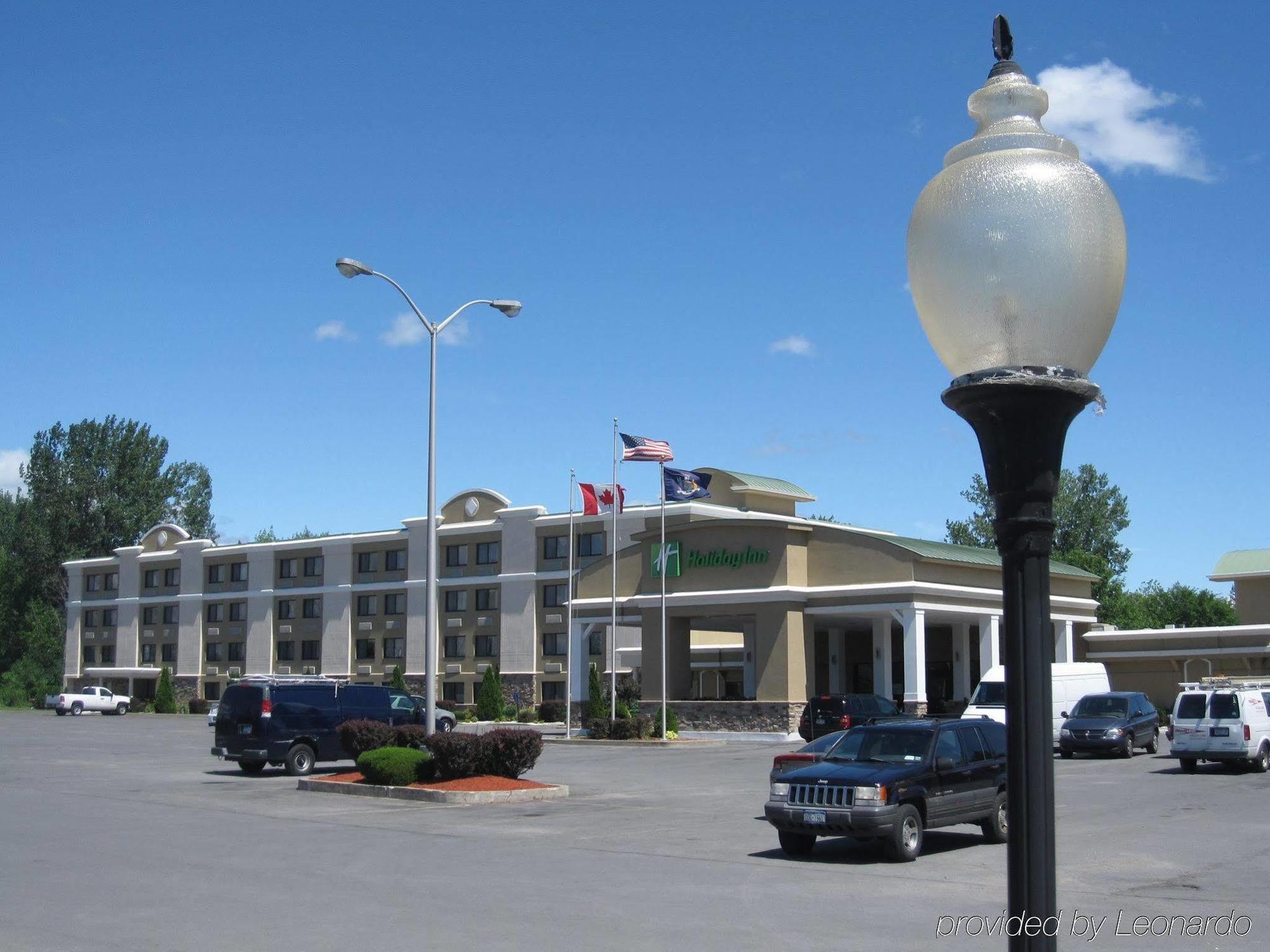 Days Inn By Wyndham Plattsburgh Esterno foto